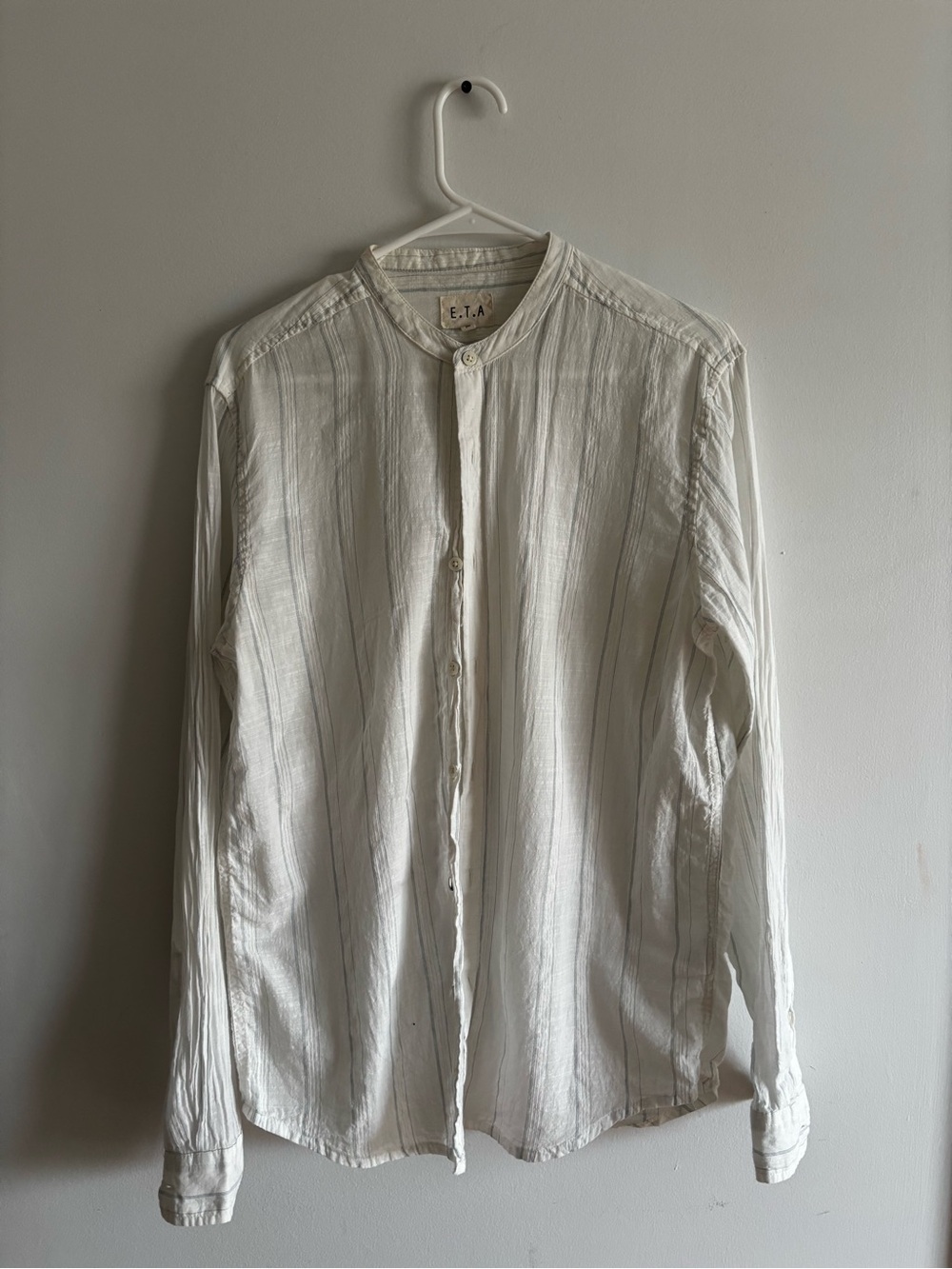 Men's white band-collar shirt